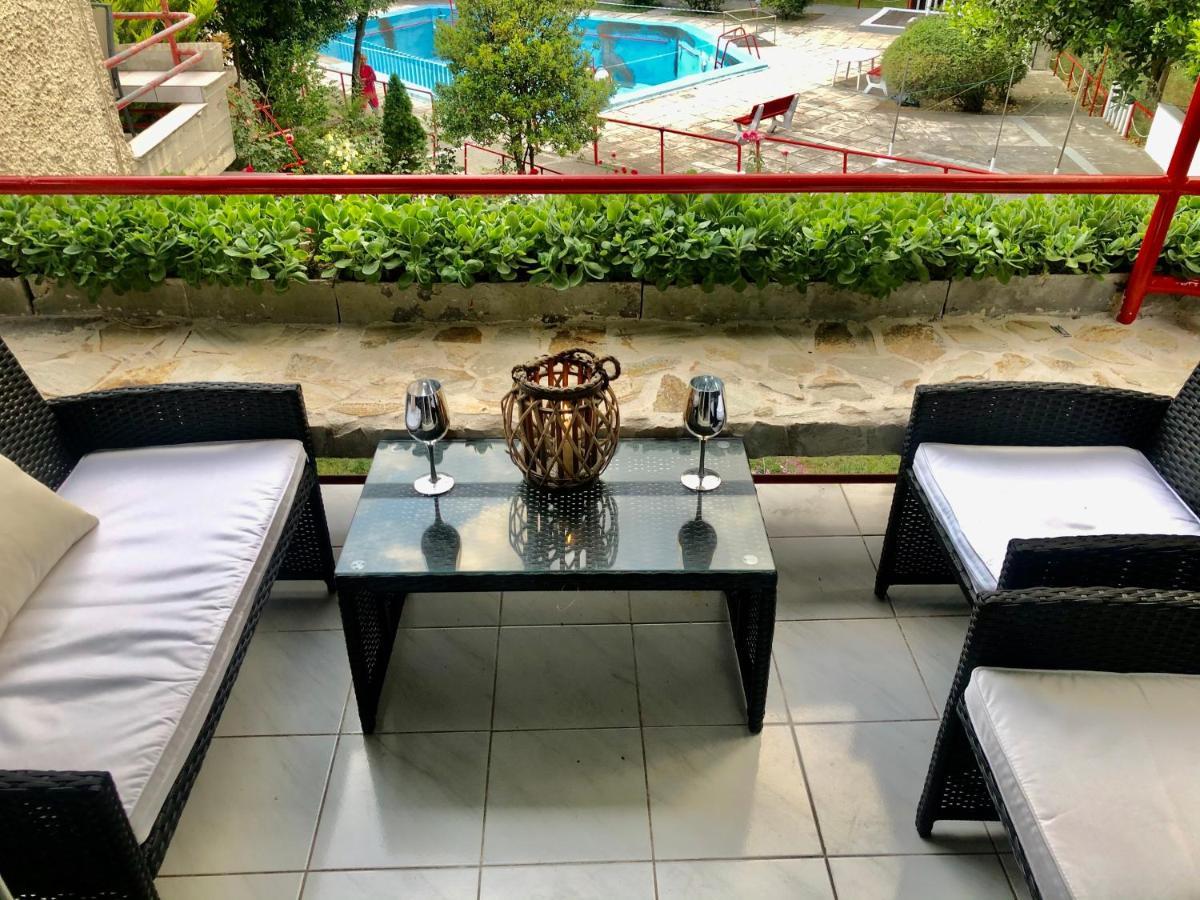 Villavictoria Marias View Pool Apartment Peraía المظهر الخارجي الصورة