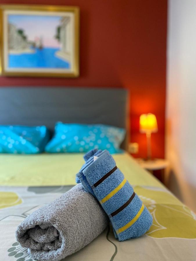 Villavictoria Marias View Pool Apartment Peraía المظهر الخارجي الصورة